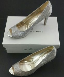 Bandolino Rainaa Gold Pump Women's Size 8.5M